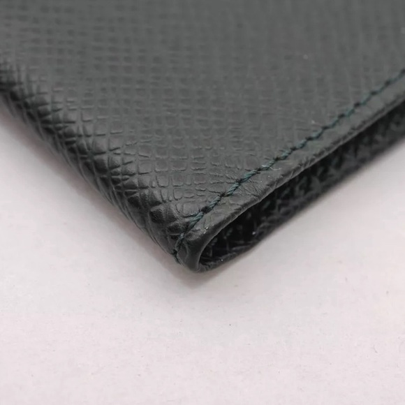 AUTHENTIC LOUIS VUITTON Taiga Porte 14 Cartes M30404 Dark Green 2333I - Picture 8 of 14